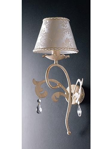 Aplique de pared clásico de forja marfil con pantalla para una iluminación suave en el salón