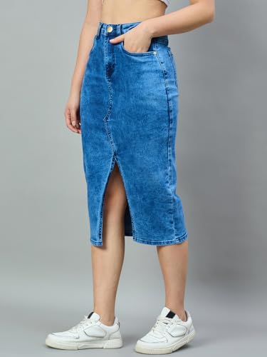 Jupe trapèze bleu moyen masquant les hanches avec sa coupe fluide - 3