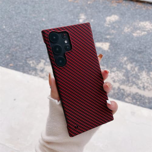 Coque fine Samsung S22 Ultra rouge : l'élégance carbone idéale en rendez-vous d'affaires