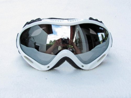Lunettes de ski argent lentille blanche pour vos sessions de freeride en montagne