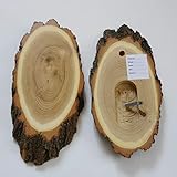 Abmessungen circa: Gesamt Höhe: 25 - 27 cm, Arbeitsfläche Höhe: 20 - 22 cm, Gesamt Breite ca.: 11 cm; Feines Akazienholz, hochwertig verarbeitet. Trophäenschilder aus edlem Akazienholz sind ein Naturprodukt. Das Aussehen, Farbe, Form und Rinde variiren deshalb. Neuware