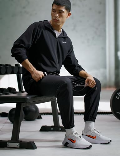 Image of Nike Men's Form Dri-FIT Tapered Versatile Pants