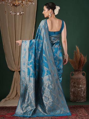 Image of AKHILAM Women's Kanjivaram Woven Soft Silk Saree With Blouse Piece