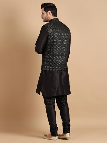 Image of men's Silk Blend Kurta Pejama & Waistcot Set