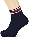 Vom Sport inspiriertes Design mit einem authentischen Tommy-Hilfiger-Streifen an der Einfassung