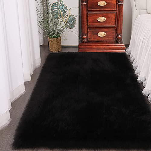 ABWXN Faux Fur Rug 60x90 cm Fluffy Sheepskin Rug, Furry Shaggy Rugs for Bedside Bedroom Living Room Sofa - Black