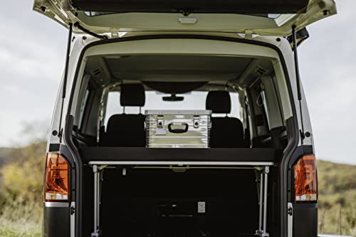 Enders® Alubox Toronto, 29 Liter,Aluminium Box 1 mm Wandstärke, spritzwasserdicht, stapelbar - Alukiste, Metallkiste, Metallbox mit Deckel - verwendbar als Transportbox, Werkzeugkiste, Lagerbox #3888