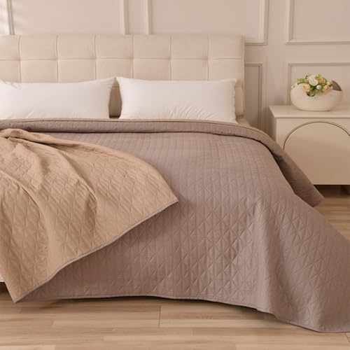 Caritex Copriletto Trapuntato Santorini per Letto Singolo, in Microfibra, Bicolore e Reversibile - Trapuntino Ideale per la Primavera e Autunno - 160x260 cm M608 [Tortora - Beige]