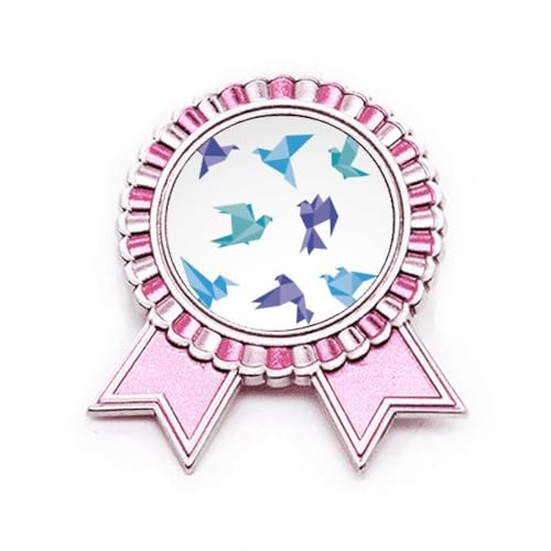 Broche pigeon rose en métal coloré taille M pour customiser vos vêtements