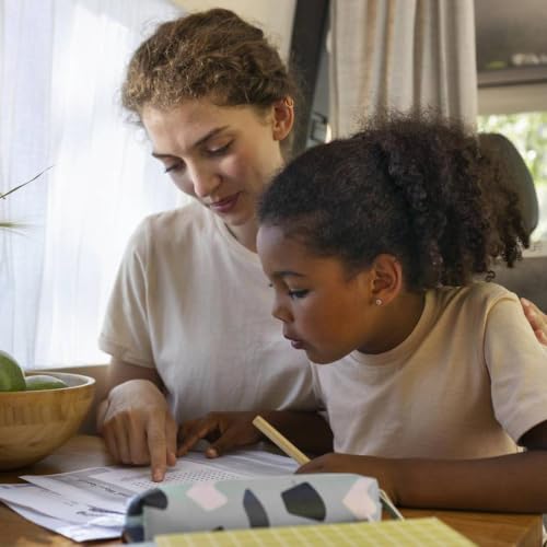 Senadores pedem urg&ecirc;ncia para regulamenta&ccedil;&atilde;o do ensino domiciliar