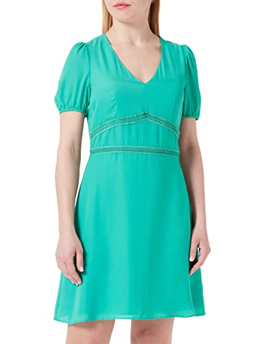 Robe de cocktail Naf Naf : rayonnez lors de votre prochain mariage ou d'une soirée de gala