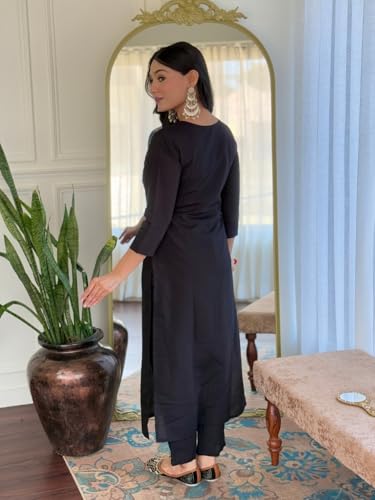 Image of Naixa Women's Viscose Embroidered Straight Kurta with Pant and Dupatta Sets (Available in Plus Size) (NX-674)