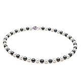 Inkl. Echtheitszertifikat und Schmuckbox