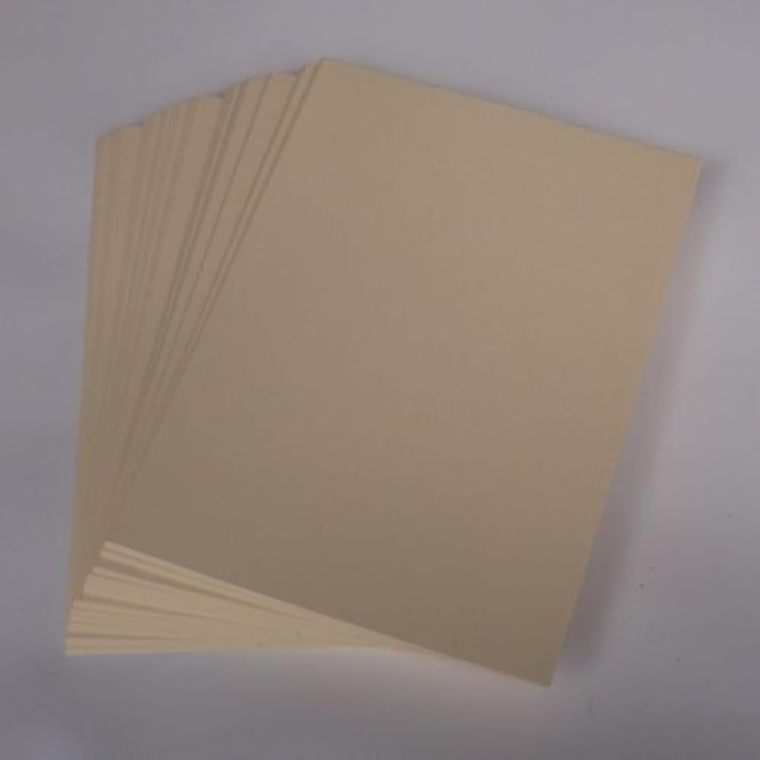 Stella Crafts A4 Cream Card Stock x 10 Sheets, 240gsm (297mm x 210mm)