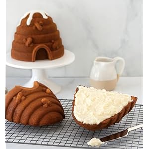 Nordic ware beehive cake pan 10 cup toffee  urban country home decor