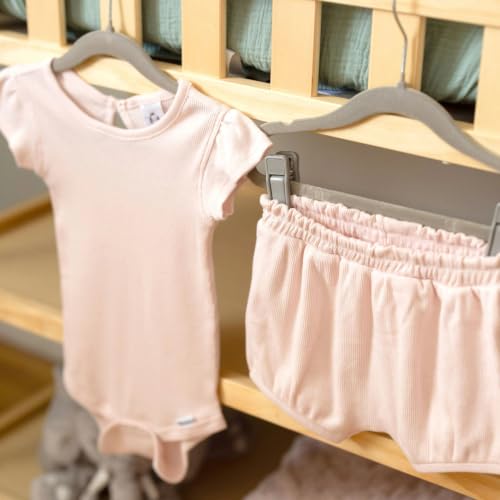 Image of Gerber Baby Girls' Bodysuit and Shorts Set