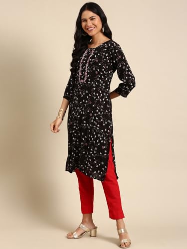 Image of SHOWOFFFF Women Printed Straight Fusion Kurta | Round Neck 3 /4th Sleeves Cotton Kurta for Womens | Regular Fit Calf Length Kurta for Women's
