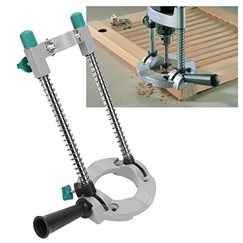 Perçage à main levée réussi pour fabriquer et assembler vos meubles en bois