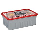 Práctica y original sandwichera que simula una lata de conservas vintage con forma rectangular. Decorada con diseños de las principales licencias del cine y series de televisión, la convierten en un producto totalmente funcional, ideal tanto para regalo como para uso diario. - Libre de BPA - Licencias Oficiales