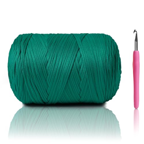 Image of 800G(228YDS) Tshirt Yarn for Crocheting,Chunky T-Shirt Yarn for Beginner Crochet Bags,Baskets,Coasters,Shoes,Clothes,DIY Crafts, Elastic Fabric Thick Hand Knitting Crochet Yarns (Peacock Green)