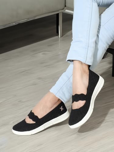 Image of Carlton London Women Mesh Flyknit Slip-On Lightweight Shoes