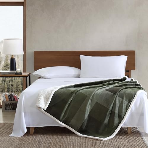 Image of Eddie Bauer - Throw Blanket, Ultra-Soft Plush Blanket with Faux Shearling Popcorn Fleece Reverse, Oversized Bedding for Couch or Bed (Pine Plaid Green, 50 inch x 60 inch)