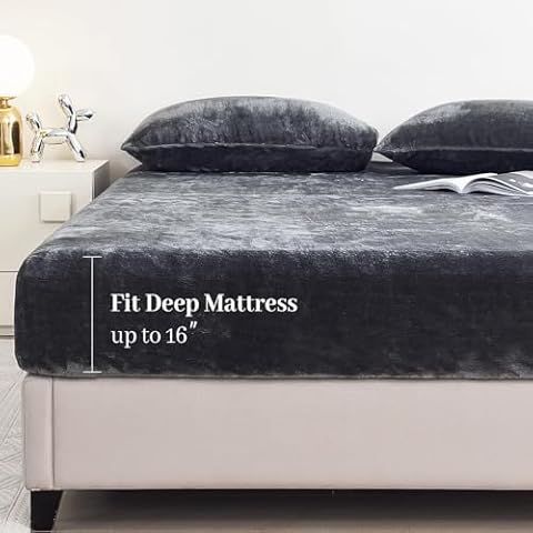 YIYEA Fleece Fitted Sheet Twin Size, Ultra Soft Faux Fur Deep Pocket Fitted Sheet, Fluffy Plush Velvet Fitted Sheet for Fall Winter, Cozy Warmth and No Shedding, Fitted Sheet Only, Dark Grey Cover