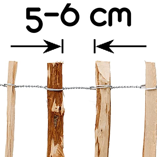 Staccionata in legno di nocciola, adatta sia come