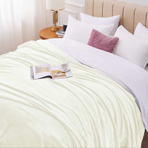 WAVVE Kuscheldecke Flauschig Decke Fleecedecke - Sofadecke 150x200 cm Warm Wohndecke Couchdecke, Creme Decke Weich Sofaüberwurf XL