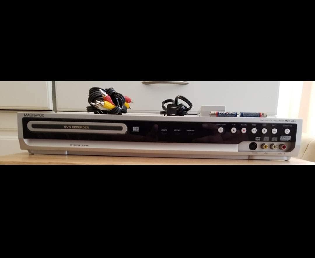 Magnavox MWR10D6 DVD Recorder (Renewed)
