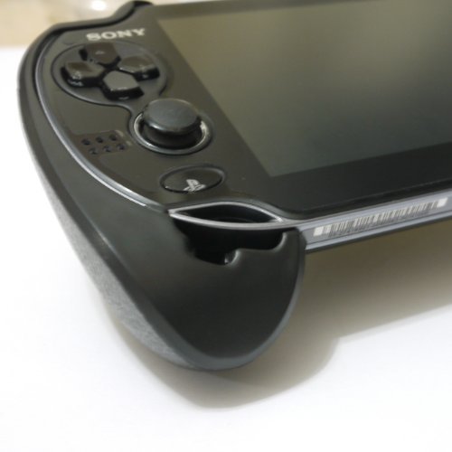 PS Vita 用 グリップ アタッチメント ハンディ グリップ