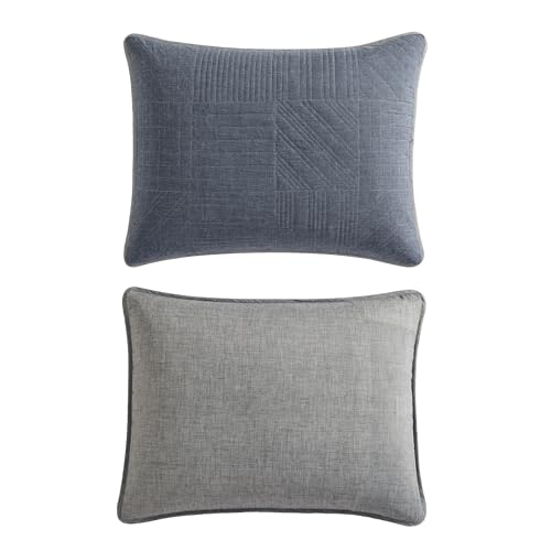 Image of Eddie Bauer - King Quilt Set, Reversible Bedding with Matching Shams, Lightweight Home Decor for All Seasons (Hidden Lake Blue, King)