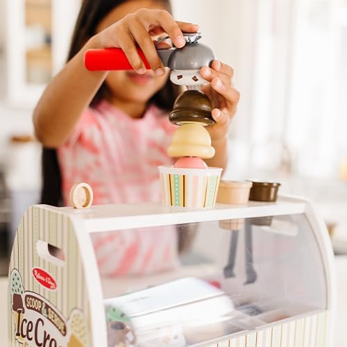 Melissa & Doug Wooden Scoop & Serve Ice Cream Counter, Pretend Play Store, 28 Toy Food & Play Kitchen Accessories, Preschool Toys for Girls & Boys 3+ MAIN