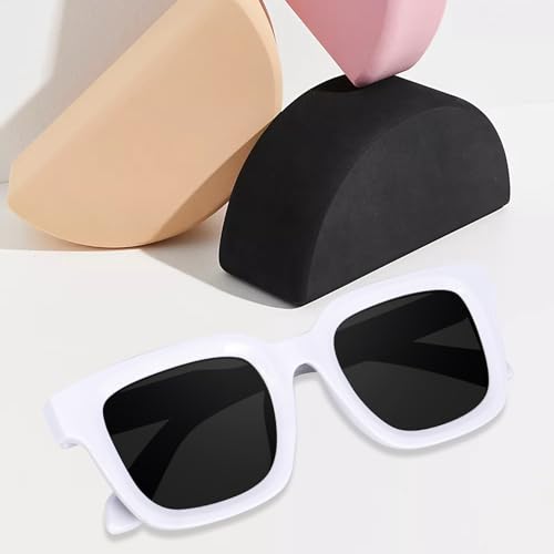 Image of Peter Jones Unisex Large Square UV /UB Protected Sunglasses (3803)