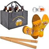 PORTE-BOUTEILLES À 6 BOUTEILLES DE BIÈRE AVEC COMPARTIMENT DÉMONTABLE – L’élément central du set de cadeaux à la bière pour hommes est le sac à bière : un porte-bouteilles à 6 compartiments, adapté à 6 bouteilles de bière. Il est fabriqué en feutre de haute qualité, stable et réutilisable. Avec des cloisons amovibles, il peut être adapté avec flexibilité. Doté d’une anse, il est idéal pour les fêtes/barbecues ou une visite dans un festival de bière.