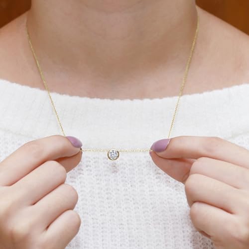 Savearth Diamonds MNO-CHN-3-PEN-MOI-6.5MM-YSL 1.00 Ct 6.5Mm Round Cut Lab Created Moissanite Diamond Bezel Set Solitaire Pendant Necklace In 14K Yellow Gold Over Sterling Silver 18 Inch Chain thumb #3