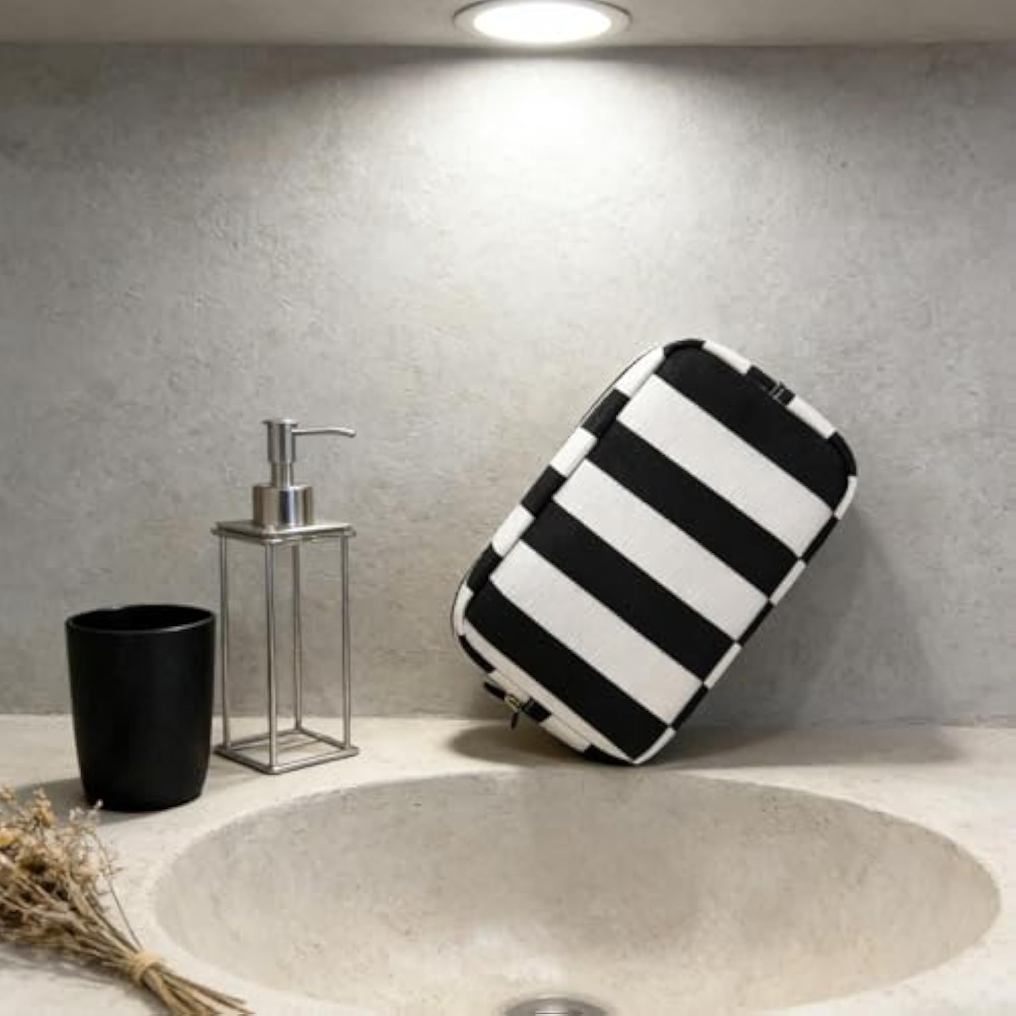 Cosmetic Pouch, Portable Travel Toiletry Wash Bag, Black White