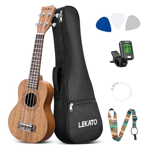 LEKATO Ukelele soprano Sapele de 21 pulgadas, kit de inicio con funda, afinador, correa, púas y cuerdas, juego de ukelele de 4 cuerdas para viajes a Hawái para principiantes