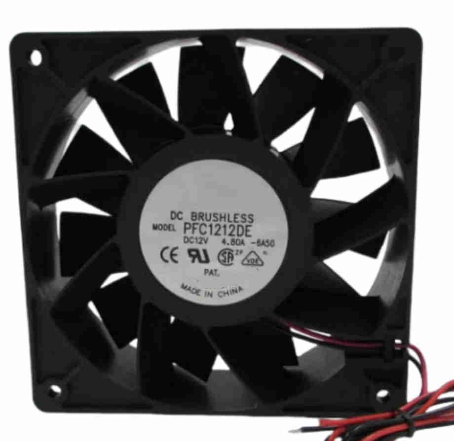 PFC1212DE 120X120X38MM 12V 4.80A 57.6W 252.85CFM 2線冷却ファン。