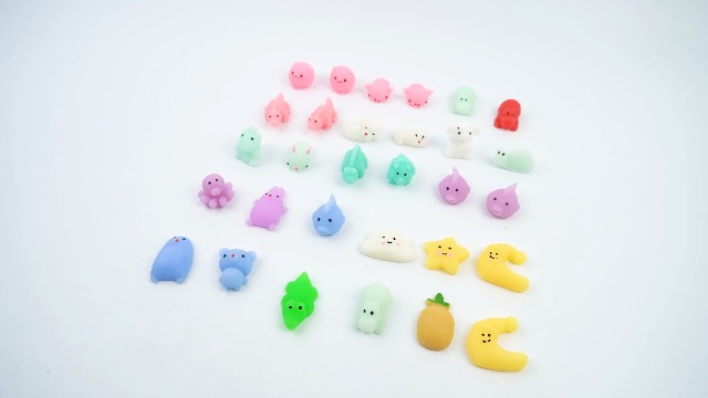 30 Stück Mini Mochi Squishy Toys - Kawaii Anti-Stress Spielzeug Tiere 3-6cm