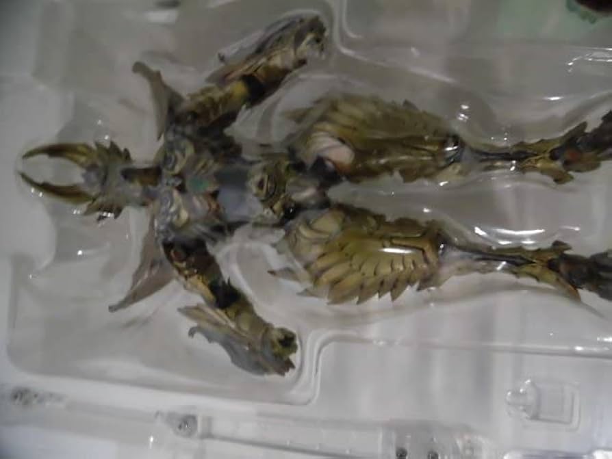 光覚獣身ガロ　魔戒可動　牙狼　GARO 魂ウェブ 限定 フィギュア ガロ Amazon.co.jp: 魂ウェブ限定魔戒可動光覚獣身ガロ牙狼GARO魔戒ノ