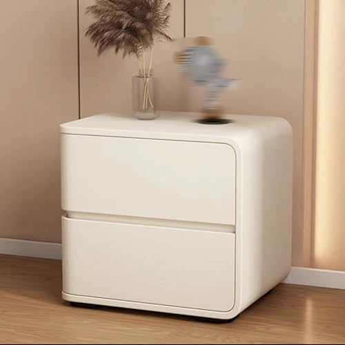 Table de chevet étroite pour optimiser l'espace d'une chambre cocooning
