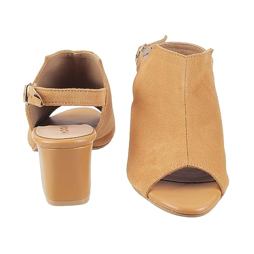 Image of Mochi Women Block Heel Sandal