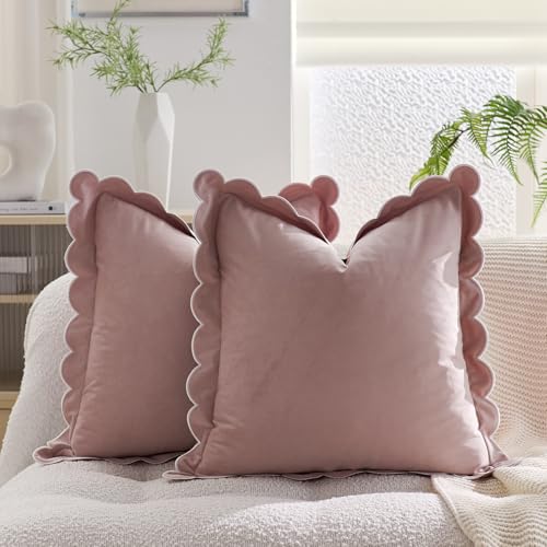 Newliky Cushion Covers 45x45 cm Soft Velvet Scalloped Round Edge Decorative Throw Pillow Covers Luxury Ruffle Square Pillowcases for Couch Sofa Bedroom Home Decor Set of 2 Pink