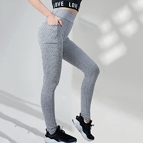 Topiq va taytlarda seksual qizlar Topiq va taytlarda seksual qizlar