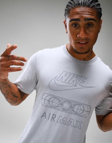 NIKE Camiseta NSW Air Max para hombre, ajuste regular, 100 % algodón, sin cierre, cuello redondo, manga corta, gris, L