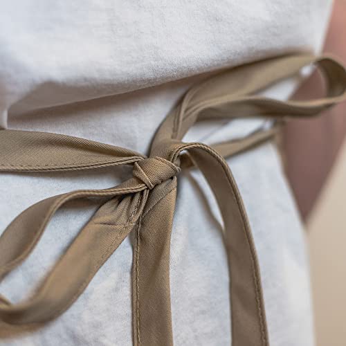 The Apronplace Personalized Embroidered Chef Knives Adult Apron - Add Your Own Name - 2 Adult Sizes For Men And Women - Great Gift For The Chef Or Griller In Your Family #TOP2