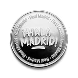 monedas real madrid DISEÑO CON ORGULLO MERENGUE: En una cara, el escudo oficial del club; en la otra, la inscripción ¡HALA MADRID! en relieve, reflejando la fidelidad y el sentimiento merengue