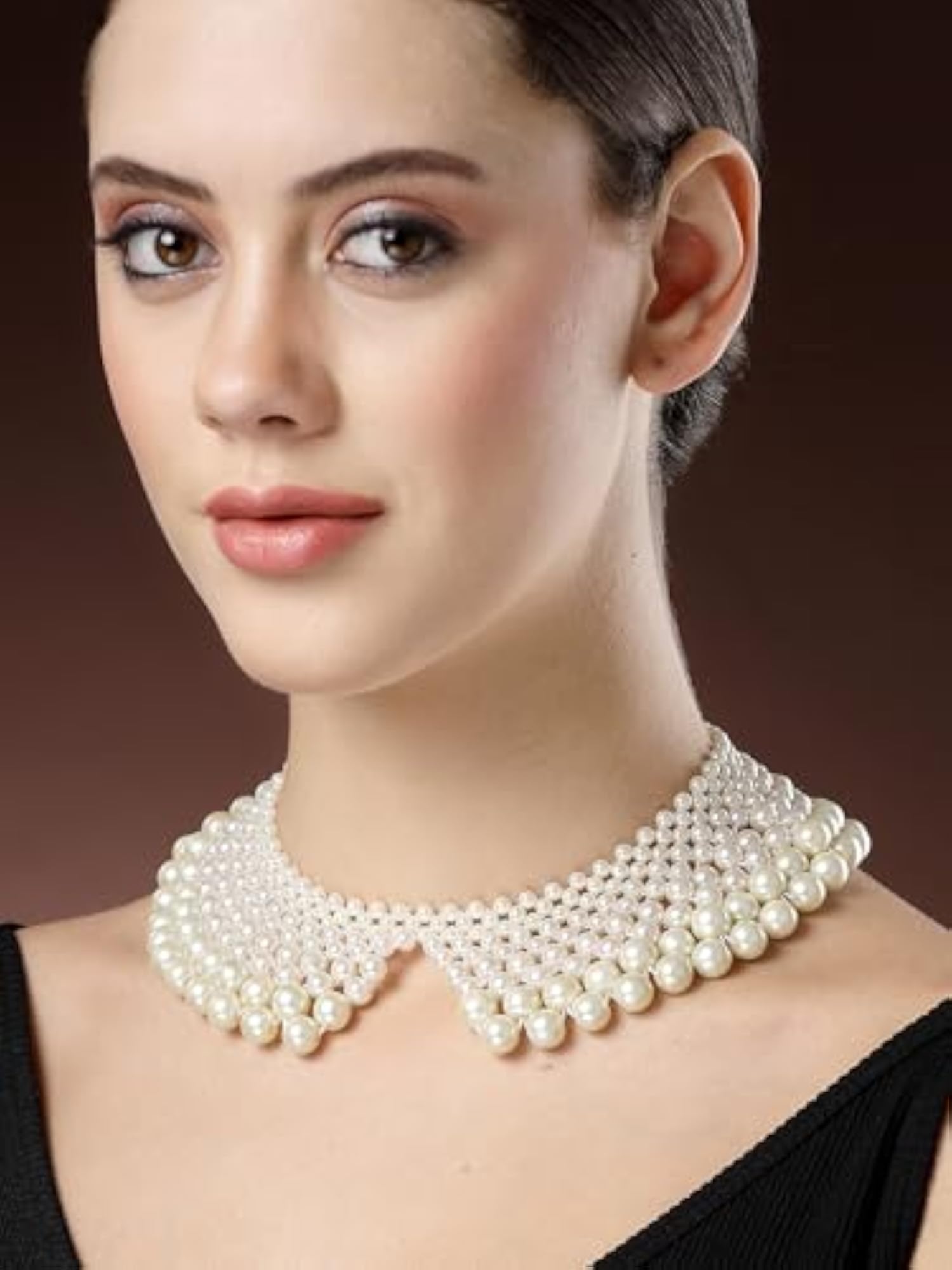 Women's Pearl Beaded Small Collar Necklace, Elegant