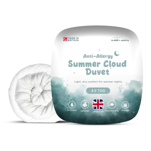 SleepyNights 4.5 Tog Single Duvet Quilt Comforter Lightweight Summer Cooling Bedding Anti Allergy Hollowfibre Duvet Soft & Breathable Made in UK & Non-Allergenic (135 x 200cm)